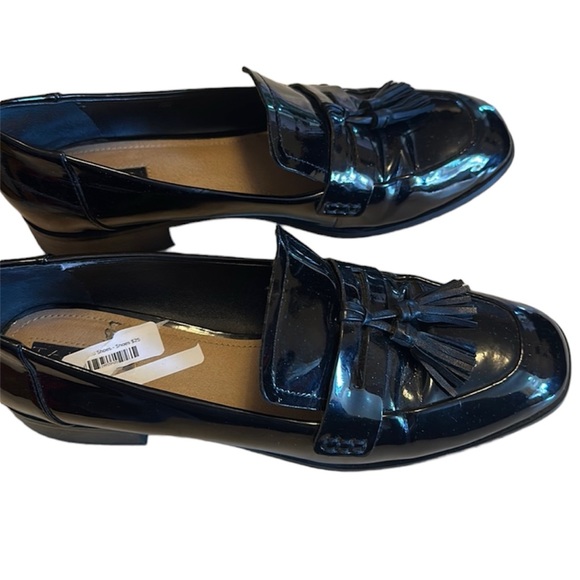 Brand new women’s Tahari shoes - Picture 1 of 3